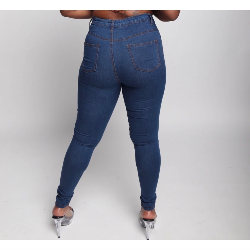 Dark Wash Skinny Jeans